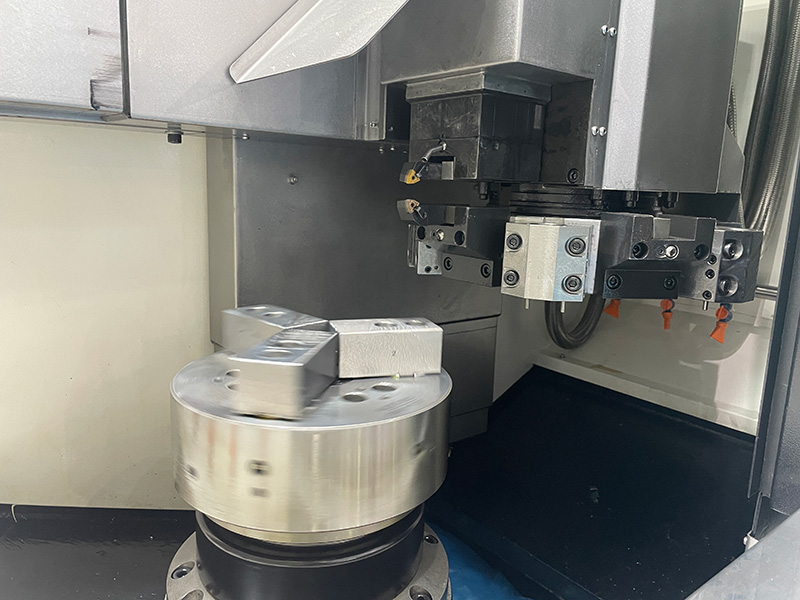 数控立车的可调夹具应用更广泛