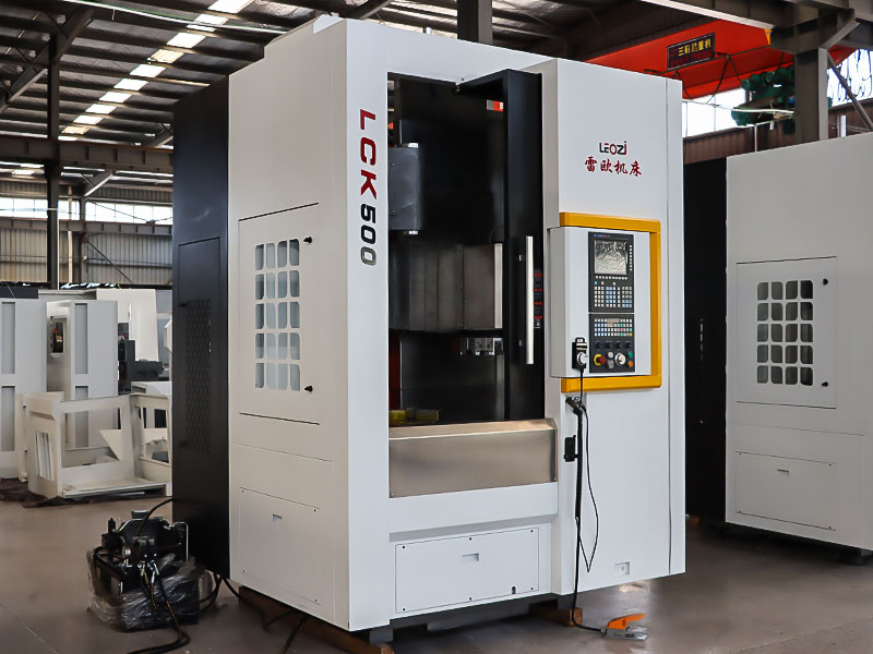 LCK500尾顶数控立车加工试件