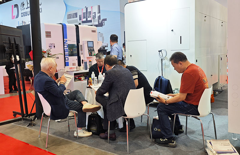 第十九届中国国际机床展览会最后一天
