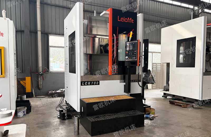 LCK700数控立式车床